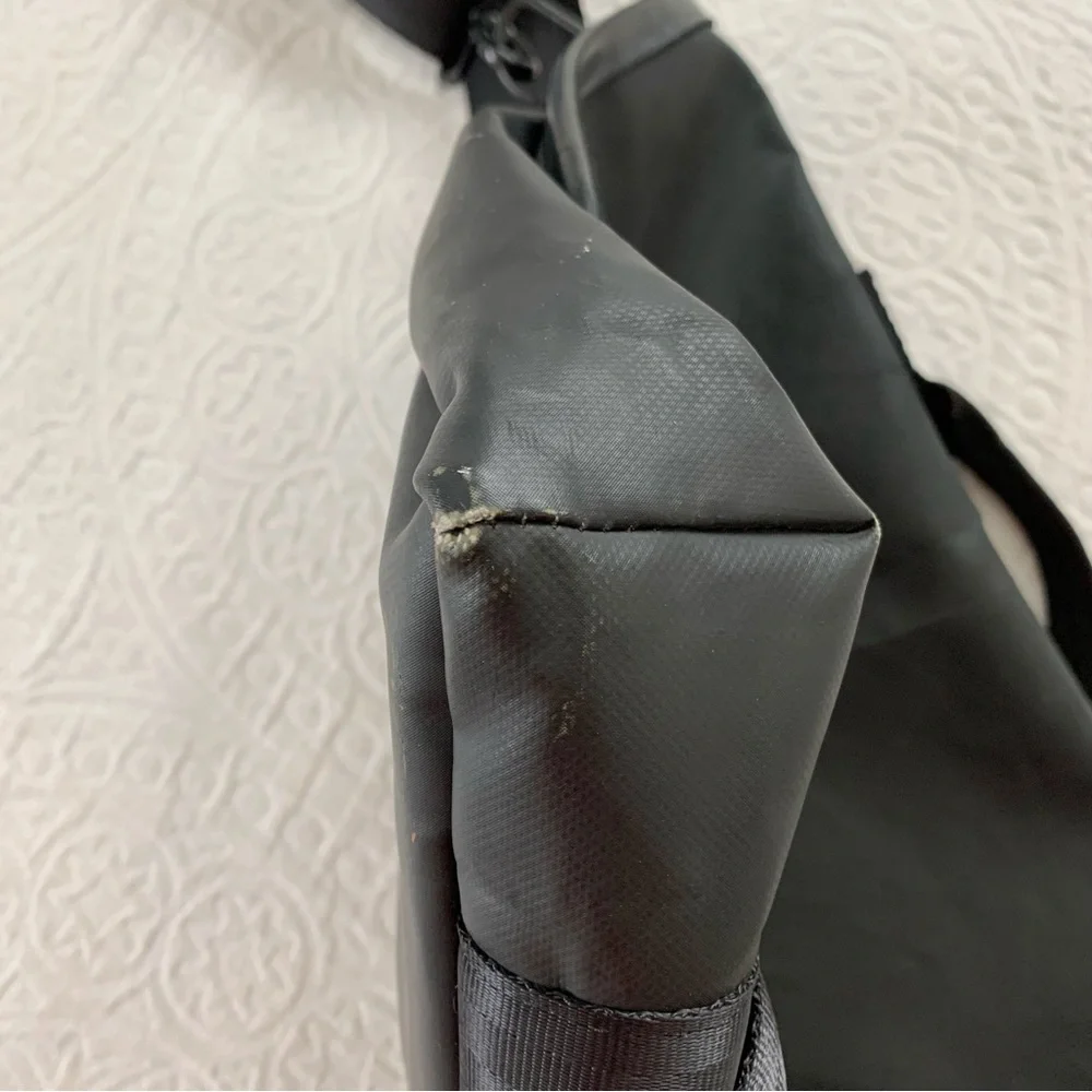 RARE🔥 Defy Bags Large Recon M35 Messenger Bag, Black - Picture 10 of 12